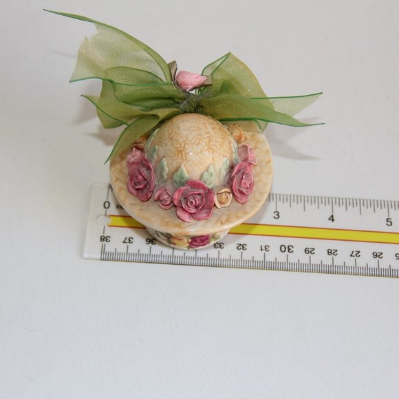 Royal Albert Porcelain Hat 24kt Gold Trinket Box - Picture 10 of 13